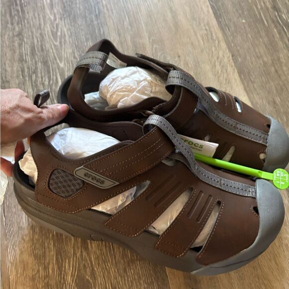 Crocs Mens Brown Sandals Sz 10 New - Picture 2 of 5
